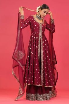 Buy Red Silk Chanderi Embroidery Dori V Neck Anarkali Set For Women by SHIKHAR SHARMA Online at Aza Fashions. Red Georgette Anarkali Suits, Maroon Dress Indian, Frock Suit, Suits For Women Indian, Georgette Sharara, Sharara Designs, Painting Images, Desi Outfits, Dresses Traditional