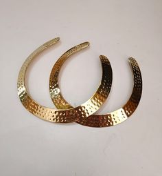 "Hammered Flexible Tribal Brass Choker,Ethnic Brass Choker Necklace, Brass Cuff Necklace,Collar Necklace,Silver Choker necklace,For her Metal:- Brass ❥ Customers satisfaction is our biggest priority, please contact us with any questions/queries for future or existing orders, and we will do our best to make sure you are happy with your order. ❥Please make sure to add the correct address during check out. You can return your purchased item within 15 days after successful delivery. We offer a 100% Bohemian Alloy Bangle Jewelry, Bohemian Alloy Bangle, Festival Alloy Bracelet Jewelry, Gold Metal Choker, Traditional Hammered Metal Jewelry, Nickel Free Gold Metal Choker, Gold Metal Nickel-free Choker, Hammered Metal Choker Necklaces, Metal Round Choker For Festivals