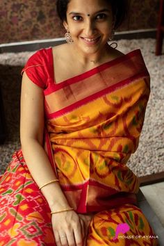 Red Colour Blouse Designs For Silk Saree, Blouse Designs For Short Hands, Light Weight Pattu Sarees Latest, Short Sleeve Blouse Designs Saree, Blows Designs, Neck Shapes, Benarasi Blouse, Sleeveless Blouse Designs