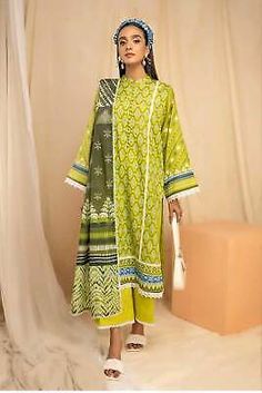 3 Piece Printed Pakistani Lawn Suit  | eBay Batik Print Dress, Pakistani Designer Clothes, Pakistani Lawn Suits, Lehenga Style, Eid Dresses, Luxury Wear, Batik Dress, Lawn Suits, Block Dress