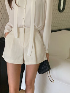 Women spring outfits, trendy fashion, causal style, fashion inspo,fashion idea,weekend outfits,minimal style,k-fashion,street style, casual outfit ,feminine looks, girls mood Tweed Shorts Outfit, Tweed Set Outfit, Tweed Set, Tweed Shorts