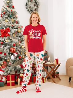 Get into the festive mood with our matching family Christmas pajamas! Embrace the holiday spirit with your favorite people and pets in our comfortable and cozy Gingerbread-themed sleepwear.
* Please add each size separately to your shopping cart.
* Each size includes 1 set of pajamas (1 top+1 bottom), or 1 romper, or 1 pet bandana.
* For children's safety, pajamas should be snug-fitting or flame-resistant. These kids' and babies' pajamas are flame-resistant.
* Gingerbread-themed print with THE Cookies CREW DADA/MAMA/MINI on the adults' and kids' pajamas.
* Drawstring and pockets on all pajama pants.
* Round neckline.
* Short sleeves.
* Suitable for home, leisure, and Christmas party.
* Regular fit.
* Medium length.
* Imported product sold by PatPat.
* Reliable supplier. Christmas Pajama Shorts, Matching Family Christmas Pajamas, Matching Pjs, Mens Pajamas Set, Pajamas Sets, Family Christmas Pajamas, Christmas Family, Mens Pajamas, Christmas Pajamas