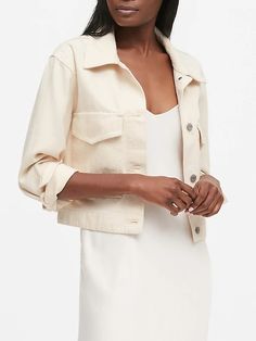 Petite Cropped Utility Jacket | Banana Republic Casual Jacket Outfit, Utility Jacket Outfit, Black Parka Jacket, Neutral Jacket, Chunky Sweaters, Olive Green Jacket, Beige Outfit, Twill Jacket, High Waist Fashion