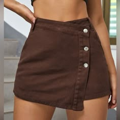 Reposhing This Item I Purchased From @Taylor_breech. Loved It, But Too Big For Me. Questions? Leave A Comment Below! Short Skirt Outfits, Short Skirts Outfits, Short Pollera, Denim Skort, Jupe Short, Skirt Short, Mode Inspo, Denim Shorts Women, Cute Skirts