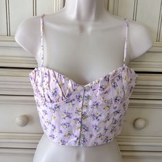 Women’s Zara Corset Bustier Cropped Floral Light Lavender/Pink Tank Top Sz S Nwt - Main Color Looks Like A Light Lavender Pinkish Color. Has Purple & Yellow Flowers On It. - Sweetheart Neckline - Functional Buttons Down The Front - One Side Zips 2/3 Of The Way From The Bottom (See Pic) - Adjustable Straps - Inner Lining - Gathered Back * Comes From A Smoke Free Home * I Ship Out Same Or Next Day * Contact With Questions. Purple Yellow Flowers, Lavender Pink, Corset Bustier, Light Lavender, Pink Tank, Pink Tank Top, Zara Tops, Yellow Flowers, Sweetheart Neckline