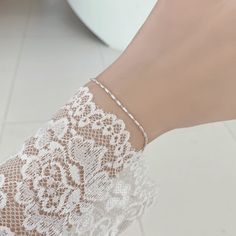 Color: Vegetarian Silver Fashion Element: Chain Style: Personality Flower Bra, Woman Personality, Flower Bracelet, Chain Styles, Womens Bracelets, Silver Fashion, Bra, Chain, Flowers