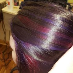 No Bangs Layered Hair, 2 Color Highlights, Twilight Sparkle Hair Dye, Emo Highlights, Dyed Hair Streaks, Purple Hair With Pink Highlights, Purple Skunk Hair, Brown Hair With Purple Highlights, Pink And Purple Hair Ideas