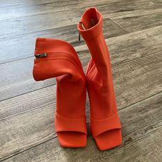 Women’s Sexy Orange Square Toed Heels Brand New! Simmi Brand Trendy Fitted Heels For Club, Trendy Club Heels, Chic Orange Heels, Bold High Heels, Square Toed Heels, Orange Square, Square Toe Heels, Closet Ideas, Xmas Gifts