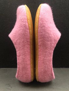 If You are looking for a handmade gift for her, these felt wool pink woman slippers are the best choice.    These felted wool clogs slippers  are the most desired and needed shoes at home. These warm pink wool shoes are warm, comfortable and lightweight. These slippers are not decorated. Mono color wool slippers.    The slippers are made using warm water, colored wool, soap and felted by my hands. Soles: there is a possibility to choose natural latex soles or natural rubber soles. Latex and rubb Felt Wool Slipper, Woman Slippers, Felted Wool Slippers, Wool Clogs, Wool Shoes, Pink Slippers, Felt Wool, Clog Slippers, Wool Slippers