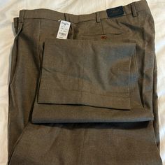 Nwt Wool Pleated Pant With A Cuff. Not Lined So Comfortable In Most Temperatures. Lightweight With Structure. Green Dress Pants, Pleated Pant, Khaki Dress Pants, Lime Green Shorts, Slacks Trousers, Brown Dress Pants, Brooks Brothers Men, Adidas Track Suit, Seersucker Pants