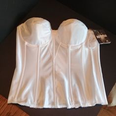 Bought For My Wedding And Didn't Use. Only Taken Out Of Packaging For Pictures. Wedding Corset With Boned Bodice And Underwire, Wedding Corset With Fitted Bodice And Underwire, Elegant Wedding Corset With Underwire, Elegant Underwire Corset For Wedding, Classic Wedding Corset With Boned Bodice, Fitted Wedding Bodice With Underwire, Fitted Underwire Bodice For Wedding, Coquette Style Wedding Corset With Fitted Bodice, Fitted Wedding Corset