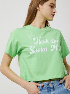 This Swim More Lettering Print T-shirt from the CC X SURFEA collaboration exudes a casual summer vibe with its relaxed silhouette.- Cropped length that makes your look stylish- Features lettering print on the front and a collaboration label on the back- Versatile for casual styling, making the item a summer essential* The color of the actual product may vary due to differences in monitor color settings and resolution. Summer Streetwear Tops With Screen Print, Graphic Cotton Cropped T-shirt With Front Print, Summer Streetwear Top With Logo Print, Summer Cotton Cropped T-shirt With Short Sleeves, Basic Summer T-shirt For Streetwear, Short Sleeve Tops For Spring Leisure, Sporty Cropped T-shirt With Short Sleeves For Summer, Sporty Cotton T-shirt For Spring, Summer Graphic Tee Cropped T-shirt With Letter Print