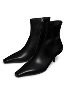 Handcrafted in Italy, Neous' Rami boots are made of sleek leather and feature a pointed blunt square toe. The 50mm heel adds a touch of height while maintaining comfort. Pointed blunt square toe Side zip closure Leather upper Leather lining Leather sole Made in Italy SIZE Kitten heel: about 2 (50mm) Kitten Heel Ankle Boots, Shoes Woman, Kitten Heel, Heeled Ankle Boots, Black Ankle Boots, Saks Fifth, Saks Fifth Avenue, Side Zip, Black Boots