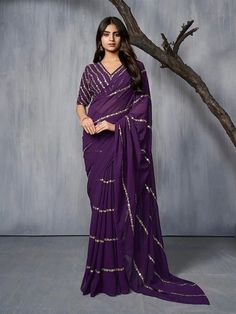 Mauve and gold-toned sareeFloral embroidered saree with no borderHas sequinned detailThe saree comes with an unstitched blouse pieceThe blouse worn by the model might be for modelling purpose only. Check the image of the blouse piece to understand how the actual blouse piece looks like. Isha Borah, Sequinned Saree, Cinderella Fashion, Saree Styling, Bride Saree, Wedding Sarees Online, Simple Saree Designs, Dresses By Pattern, Floral Saree