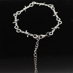 Small Wire Brambles Iron Unisex Choker Bracelet Women Hip-hop Gothic Punk Style Barbed Wire Little Emo Jewelry, Wire Choker, Grunge Jewelry, Edgy Jewelry, Alternative Jewelry, Main Squeeze, Gothic Punk, Bracelet Women, Barbed Wire