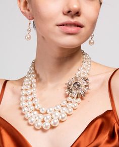 Go bold and classic with our pearls!⁠ ⁠ Sign up for our newsletter and receive 10% off your first purchase with us!⁠ ⁠ Link in Bio!⁠ .⁠ .⁠ .⁠ .⁠ .⁠ .⁠ .⁠ .⁠ .⁠ .⁠ #Style #sophiacollectionla #scstyle #shopping ⁠ #accessories #outfit #fashion #ootd #silver #bracelets #fashionjewelry #instajewelry #stylish #ring #goldjewelry #jewelrygram #necklace #goldearrings #earrings #gold #cute #trending #chrome #shine Delicate Design, Cream Roses, Elevate Your Look, Rhinestone Necklace, Design Features