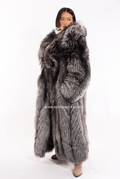 Fur Coat Aesthetic, Fur Long Coat, Girls Fur Coat, Fur Outfit, Fox Hoodie, Fox Coat, Luxury Jacket, Fox Fur Jacket, Real Fur Coat