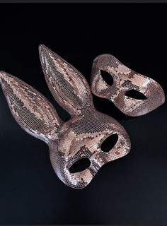 Couples disco ball masquerade masks in rose gold. Disco Ball Theme, Rose Gold Mask, Ball Masks, Cosplay Masks, Gold Masquerade Mask, Masquerade Ball Party, Bunny Cosplay, Bunny Mask, Ball Mask