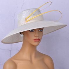 Hello!Welcome to our shop of  365daysCreations product information: Season:All Season Gender:Female Material:sinamay,100% straw Head size:57cm(22.44 inches),also can be adjustable Brim width:about 6''(15.2cm),the whole hat size is 48x46cm Trimming:feathers/sinamay/ostrich spine Sweatband:satin with satin ribbon to adjust the size Color:ivory,yellow White Sinamay Mini Hats For Races, Beige Flat Brim Sun Hat For Wedding, Wide Brim Sinamay Fascinator For Royal Ascot, Short Brim Sinamay Top Hat For Royal Ascot, Curved Brim Sinamay Top Hat For Races, White Sinamay Mini Hats For Royal Ascot, White Sinamay Hat For Church, Sinamay Top Hat With Curved Brim For Races, White Wide Brim Sun Hat For Wedding