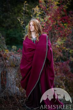 Wool Cloak “Key Keeper” with Trim and Velvet Accents. Available in: bottle green wool, red wine wool :: by medieval store ArmStreet Medieval Long Sleeve Cape For Larp, Elven Style Medieval Dress For Larp In Fall, Medieval Style Cape For Larp In Fall, Elven Medieval Dress For Larp In Fall, Medieval Cape For Fall Larp Events, Medieval Cape For Larp In Fall, Medieval Dress For Fantasy Events In Fall, Winter Medieval Dress For Larp With Historical Design, Elvish Medieval Dress For Larp