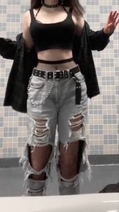 E Thot Aesthetic Outfit, Emo Outfits Feminine, Male Femenine Outfits, Egirl Aesthetic Outfits For School Plus Size, Hot Grunge Outfits Edgy, Cute Edgy Outfits Plus Size, Grunge Black Outfits, Spring Alt Outfits, Female Grunge Outfits