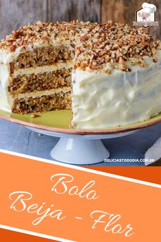 a close up of a cake on a plate with the words bolo beja - flor