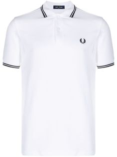 white cotton embroidered logo at the chest polo collar short sleeves front button placket straight hem Perry White, Laurel Wreath Logo, Fred Perry Polo, Twin Tips, Barbour Steve Mcqueen, Polo Shirt White, Cotton Polo Shirt, Cotton Polo, Engineered Garments