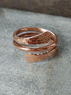 ABOUT THIS ITEM: Solid Copper Band ring ~ Thumb ring ~ Beautiful ring ~ Adjustable Band Ring, Meditation Ring, Popular copper ring  Adjustable Pretty ring, JEWELRY TYPE: BAND RING CREATIONS: HANDMADE GEMSTONE CREATION: N/A METAL: SOLID COPPER METAL FINISH: COPPER RING SIZE: ALL SIZE AVAILABLE ❣WE ARE MADE ALL THE JEWELRY SOLID COPPER ❣ALL MY DESIGNS ARE ORIGINAL ❣THIS RING HAVE SOLID COPPER ❣WE HAVE ABOVE 50 TYPES OF PRECIOUS AND SEMI PRECIOUS GEMSTONE ❣WE ARE PASSIONATE FOR THE HANDMADE JEWELRY Gold Copper Promise Ring, Adjustable Rose Gold Metal Ring, Adjustable Bronze Open Ring, Rose Gold Copper Ring For Anniversary, Adjustable Copper Metal Ring Jewelry, Copper Open Ring Jewelry, Adjustable Nickel-free Copper Ring, Adjustable Copper Nickel-free Rings, Handmade Copper Promise Ring