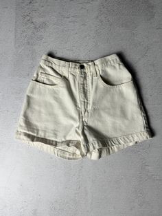 Vintage Guess Jean Shorts , Vintage Shorts, Guess Shorts For Women's 27Wx3L Size On Label: 27W Recommended Size: Women's 27Wx3L Measurements: Waist: 27" - 28" Inseam: 3" Retro High Rise Pants For Summer, High Waist White Bottoms With Built-in Shorts, Cotton Shorts With Belt Loops, Solid Cotton Jean Shorts With Pockets, Vintage Bottoms With Pockets For Spring, High Waist Cotton Shorts With Belt Loops, High-waist Cotton Shorts With Belt Loops, Vintage Spring Bottoms With Pockets, Retro Relaxed Fit Bottoms With Pockets