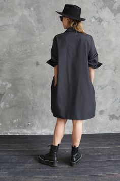 Oversized Tunic Dress For Work, Oversized Knee-length Shirt Dress For Fall, Gray Midi Dress, Wool Tunic, Plus Size Tunic, Tunic Designs, Grey Midi Dress, Wool Shirt, Elegant Blouses