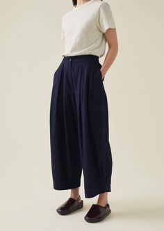 Indigo Cotton Twill Wide Leg Pants | Indigo | TOAST Barrel Pants, Easy Shape, Ropa Diy, Wide Pants, Box Pleats, Pocket Bag, Dress Trousers, Outfits Casuales, Wide Leg Trousers