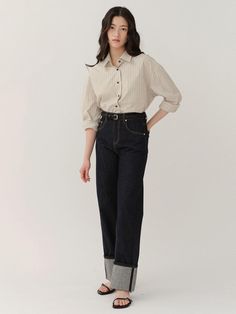 Composition : COTTON 100Color : Selvedge XS,Selvedge S,Selvedge M,Selvedge LCountry of Origin : Republic of Korea Selvedge Denim Women Outfit, Large Cuff Jeans, Denim Outfit Women, Jeans Outfit Women, Cuffed Jeans, Selvedge Denim, W Concept, Raw Denim, Joes Jeans