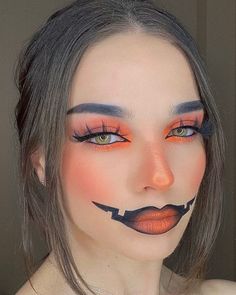 Diy Pumpkin Face Makeup, Simple Pumpkin Makeup Halloween, Pumpkin Eye Makeup Halloween, Simple Pumpkin Makeup, Pumpkin Makeup Easy, Cute Pumpkin Makeup, Pumpkin Costume Women's, Pumpkin Makeup Looks, Jack O Lantern Makeup