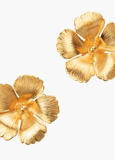 Introducing the Rowena Earrings. We designed a single golden floral stud earrings as the perfect finishing touch for your look. It pairs perfectly with our best-selling Rowena Headband, a favorite for both brides and wedding guests. Gold Clip-on Earrings In Flower Shape, Gold Clip-on Flower-shaped Earrings, Elegant Clip-on Earrings With Flower Charm, Elegant Gold Flower Clip-on Earrings, Wedding Clip-on Flower Earrings, Elegant Formal Earrings With Flower Decoration, Gold Flower Bridal Earrings, Classic Yellow Gold Flower Earrings For Wedding, Yellow Gold Flower-shaped Bridal Earrings