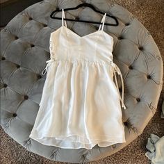 Nwt Parker Babydoll Dress. Ivory Color. Lined With Adjustable Straps. Size Small. Msrp $298 White Spaghetti Strap Dress With Tie Back, White Lined Casual Dress, White V-neck Dress With Tie Back, White Tie-back Sundress For Dress Down Days, White V-neck Sundress For Casual Wear, White Tie-back Dress For Day Out, Off White Dresses With Spaghetti Straps, White A-line Sundress With Tie Back, White Tie Back Dress For Spring