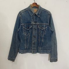 [DESCRIPTION] Please read the description first before buy my items‼️‼️ Vintage 90s Levis Big E Button 525 Distressed Denim Jacket (please refer the actual measurements given and compare it with best fitting clothes,by using the size on tag is not always accurate) All in good condition [MATERIAL] Cotton [MEASUREMENT] Measurement:  armpit to armpit : 21 inches  Back collar to bottom : 24.5 inches Sleeve length from under armpit to end of cuff : 19 inches [CONDITION] - All in good condition  - Kin Vintage Outerwear With Frayed Hem And Long Sleeves, Vintage Long Sleeve Outerwear With Frayed Hem, Vintage Outerwear With Frayed Hem For Fall, 90s Style Washed Denim Jacket For Fall, 90s Washed Denim Jacket For Fall, Vintage Dark Wash Distressed Denim Jacket, Vintage Distressed Denim Blue Jacket, Vintage Denim Outerwear With Frayed Hem, Vintage Denim Jacket With Frayed Hem