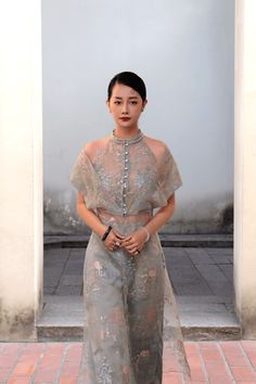 Hai Lam Slit Embroidered Organza Floor Length Ao Dai - MEAN BLVD Traditional Vietnamese Dress, Sangjit Dress, Dress Brokat Modern, Dress Brokat, Chinese Wedding Dress, Vietnamese Traditional Dress, Vietnamese Dress, Mean Blvd, Batik Fashion