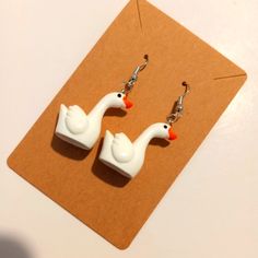 Goose Dangle Earrings New Lightweight Jewelry White, Earrings Color, Dangle Earrings, Color White, Women's Fashion, Jewelry Earrings, Fashion Jewelry, Women Jewelry, Women Shopping