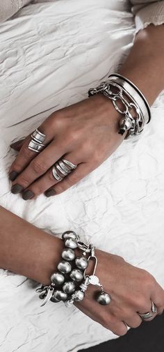 Jewelry Combinations, Chunky Silver Bracelet, Bracelet Styles, Trending Bracelets, Bracelet In Silver