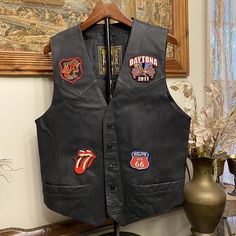 Black vintage leather vest with patches - biker style #bikerchic Vest With Patches, Vintage Leather Vest, Biker Chic, Biker Style, Leather Vest, Black Vintage, Women's Vest, Coats Jackets Women, Womens Vest