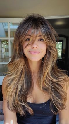 40 Heavy Highlights On Dark Hair Hairstyles That Will Make You Feel Like a Bombshell Layered Hair For Long Face, Chunky Face Framing Layers, Heavy Face Framing Layers, Partial Bangs, Face Framing Layers With Bangs, Face Frame Highlights