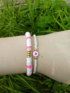 ＊**̩̩͙✩*̩̩͙*˚Seed Bead and Clay Bead bracelet set̩̩͙✩*̩̩͙*˚＊                    7- Inch bracelets, handmade! ✯¸.*' Our handmade bracelet is made and packaged with love and care..¸✯ If your wrist is a custom size, please message us! We will work with you to get a custom version. :)  Please message us for any questions, or help with your order. <3 Pink And White Bracelet, Heart Bracelet Gold, Clay Bead Bracelet, White Bracelet, Bracelet Heart, Seed Bead Bracelet, Gold And Pink, Clay Bead, White Bracelets