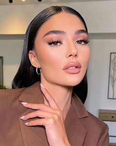 Prom Makeup For Brown Eyes, Mekap Mata, Natural Glam Makeup, Classy Makeup, Bridesmaid Hair Makeup, Smink Inspiration, Glam Makeup Look