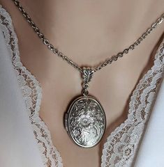 Silver Locket Embossed Floral Locket Long Chain Necklace - Etsy Silver Locket Necklace, Silver Locket, Christmas Gift For Dad, Long Chain Necklace, Silver Lockets, Christmas Gifts For Mom, Necklace Vintage, Long Chain, Locket Necklace