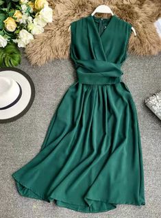 V-Neck Sleeveless Dresses French Chic Cross Dress Korean Summer Dress, Modest Dresses For Women, Trendy Dresses Summer, Cross Dress, Dresses Trendy, Sleeveless Dresses, Korean Dress, French Chic, Fashion Dresses Casual