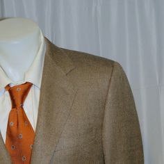 51% Silk 49% Wool Made In Italy Two Button No Flaws Notch Lapels Jacket Measurements Size: 38r Shoulder To Shoulder: 18.375 Inches Sleeves: 24.75 Inches Base Of Collar To Bottom Of Jacket: 30.875 Inches Pit To Pit: 21 Inches Waist (Across Top Button): 19.625 Inches Side Vents Standard Cuffs Brown Business Suits For Spring, Brown Semi-formal Suits For Spring, Classic Brown Suits For Spring, Elegant Business Suits With Button-up Style, Elegant Button-up Business Suits, Elegant Semi-formal Sport Coat With Button Closure, Elegant Semi-formal Tweed Jacket With Flat Front, Elegant Semi-formal Tweed Jacket, Tailored Button-up Elegant Suit