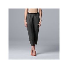 Cozy style is effortless with these pajama capri pants from Simply Vera Vera Wang.Click on this INTIMATES & SLEEPWEAR Guide to find the perfect fit and more! Jersey construction 2 pocketsFIT & SIZING 21-in. inseam Hidden elastic waistbandFABRIC & CARE Imported Machine wash Rayon, spandex Size: Small. Color: Heather Gray. Gender: female. Age Group: adult. Pattern: Pattern. Relaxed Fit Ankle-length Harem Pants For Loungewear, Comfortable Harem Pants For Relaxation, Comfortable Tapered Leg Harem Pants For Loungewear, Comfortable Stretch Harem Pants For Loungewear, Comfortable Sweatpants For Daywear, Cropped Leg Pants With Elastic Waistband For Loungewear, Comfortable Ankle-length Sweatpants For Loungewear, Loungewear Capris With Elastic Waistband And Tapered Leg, Loungewear Tapered Leg Capris With Elastic Waistband