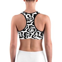 This gorgeous sports bra is made from moisture-wicking material that stays dry during low and medium intensity workouts. The bra has support material in the shoulder straps, double layer front, and a wide elastic band to ensure constant support. High Stretch Racerback Gym Bra, Workout Racerback Bra With Built-in Padding, Breathable High Stretch Racerback Bra, Fitted Racerback Training Bra, Racerback Gym Bra With Built-in Padding, Fitted Racerback Bra For Training, Racerback Training Bra With Medium Bust Support, Training Bra With Medium Bust Support, Racerback, Sports Racerback Bra