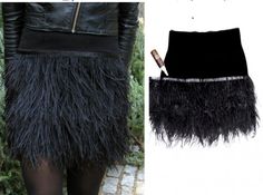 Feather　　diy - Google 検索 Flapper Fashion, Diy Fashion Projects, Outfit Upgrade, Flapper Costume, Feather Skirt, Trend Ideas, How To Make Skirt, Flapper Style, Ropa Diy