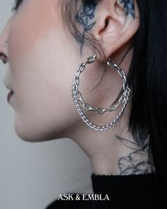 An alt-pair that synchronizes with your flow, the Lynx Chain Earrings is outstanding for its kinetic elegance. Cop the way @bykatieeve styled it. Shop now at the link above 🔗 Single Chain Link Earring In Metal, Minimalist Metal Hoop Earrings With Chain, Silver Chain Earrings For Everyday, Trendy Silver Hoop Earrings With Adjustable Chain, Edgy Everyday Chain Jewelry, Trendy Silver Hoop Earrings With Chain Detail, Trendy Silver Hoop Earrings With Chain, Metal Dangle Earrings With Cable Chain Detail, Silver Dangle Earrings With Cable Chain